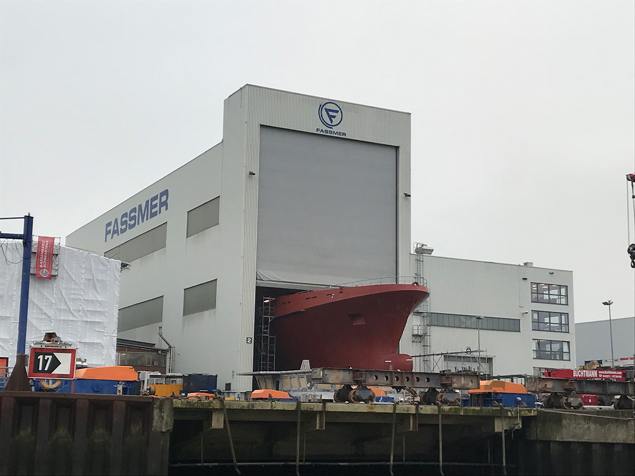 06-FASSMER-SHIPYARD-READY-FOR-LOUNCHING