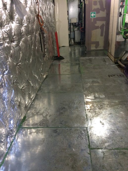 SIRN Litofloor Steel on a corridor